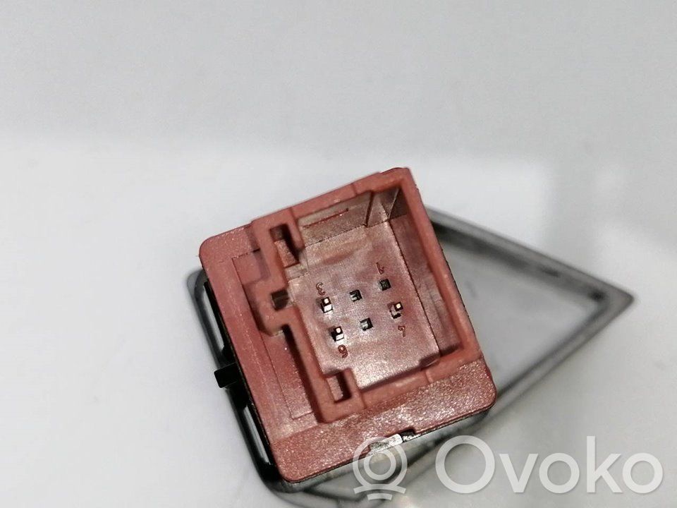 Botón interruptor de luz de peligro   9817909780