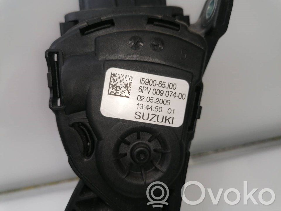 Gaspedal   1590065J00