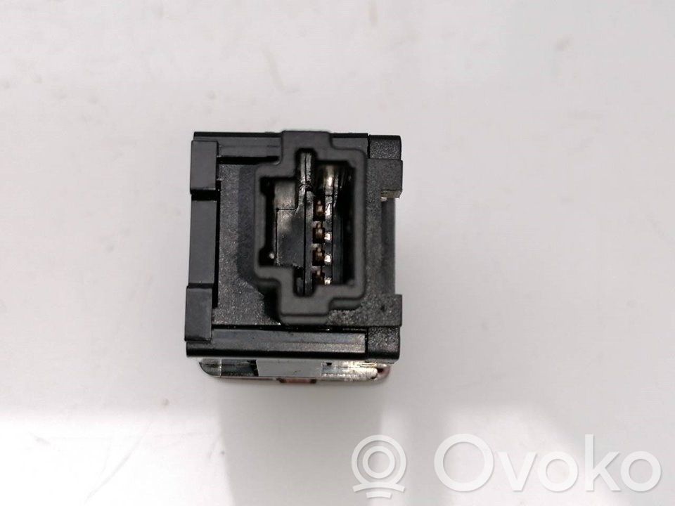 Botón interruptor de luz de peligro   252904BA0A