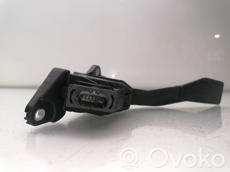 Pedal del acelerador   4940062R90