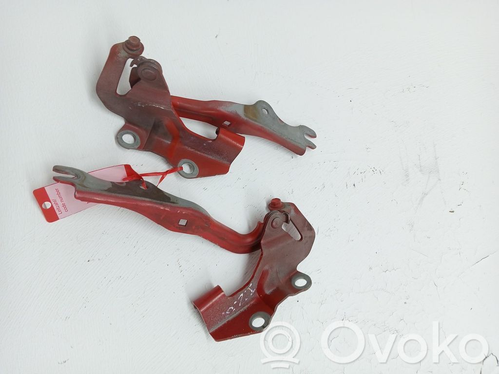 Mazda 3 I Liukuoven alempi rullaohjain/sarana 