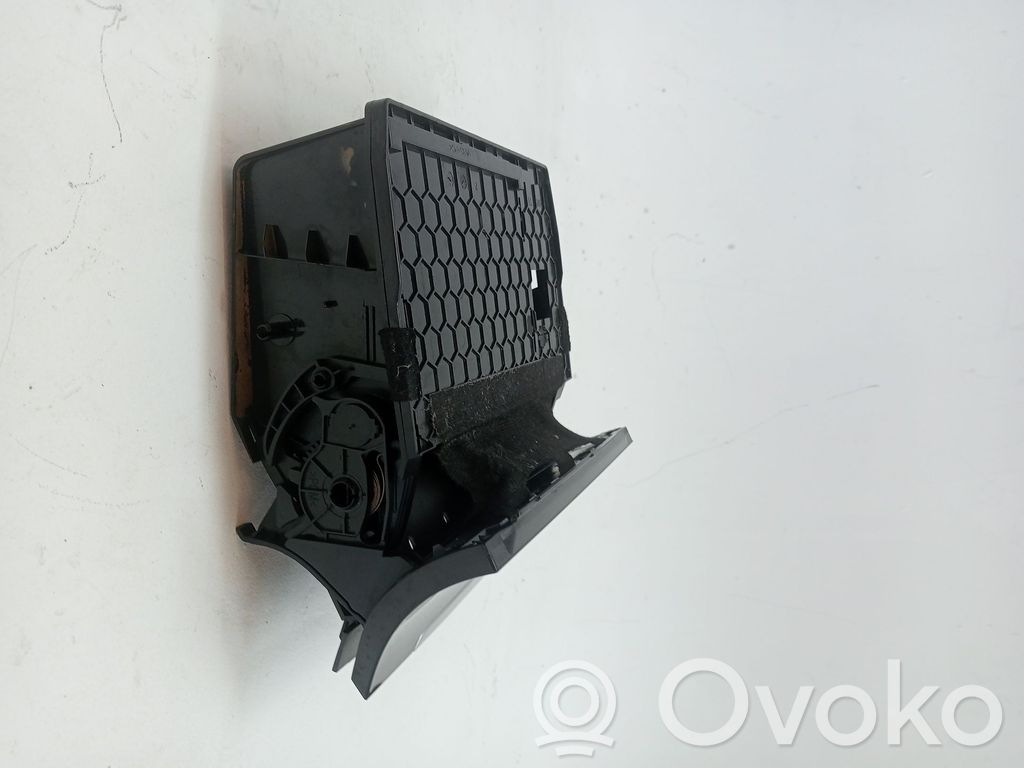 Volkswagen Golf VII Aschenbecher 