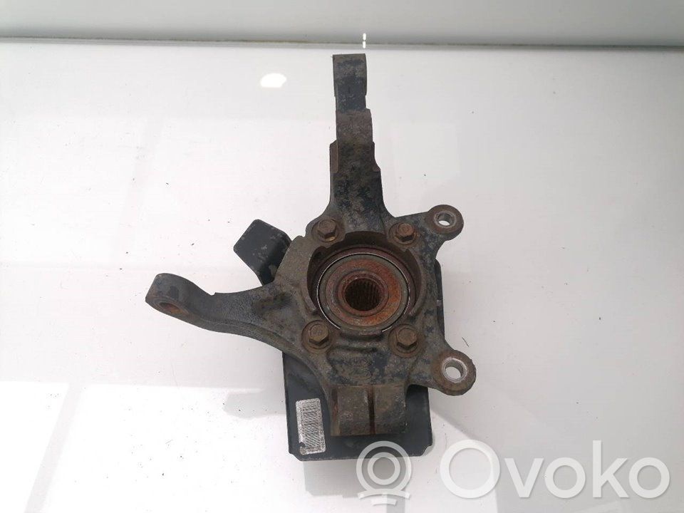 Mangueta de dirección de rueda delantera   51715A6000