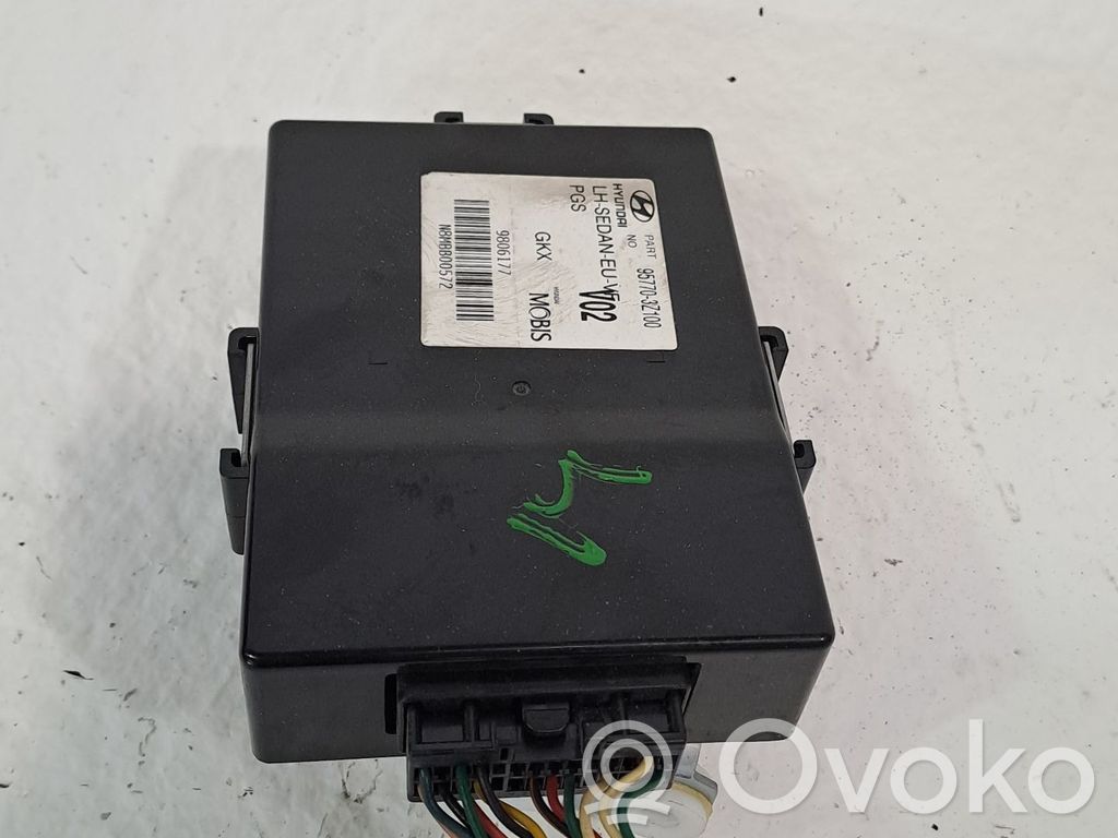 Häikäisysuoja   957703Z100