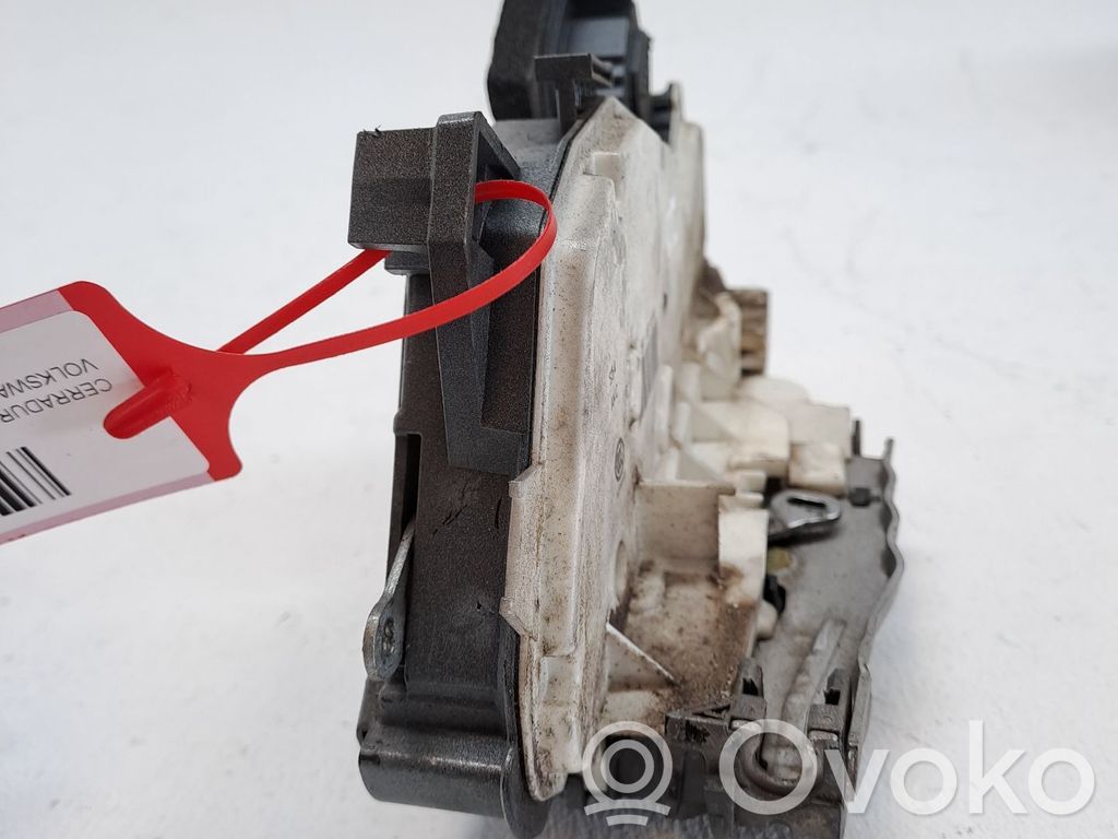 Volkswagen Golf VII Zamek drzwi przednich 