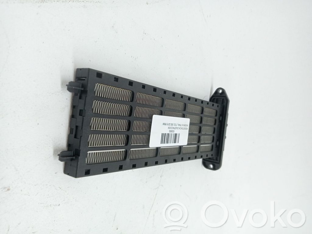 Nissan X-Trail T32 Motor aerotermă/rezistor ventilator 