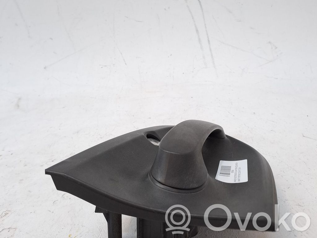 Manecilla externa puerta delantera   A4537200302