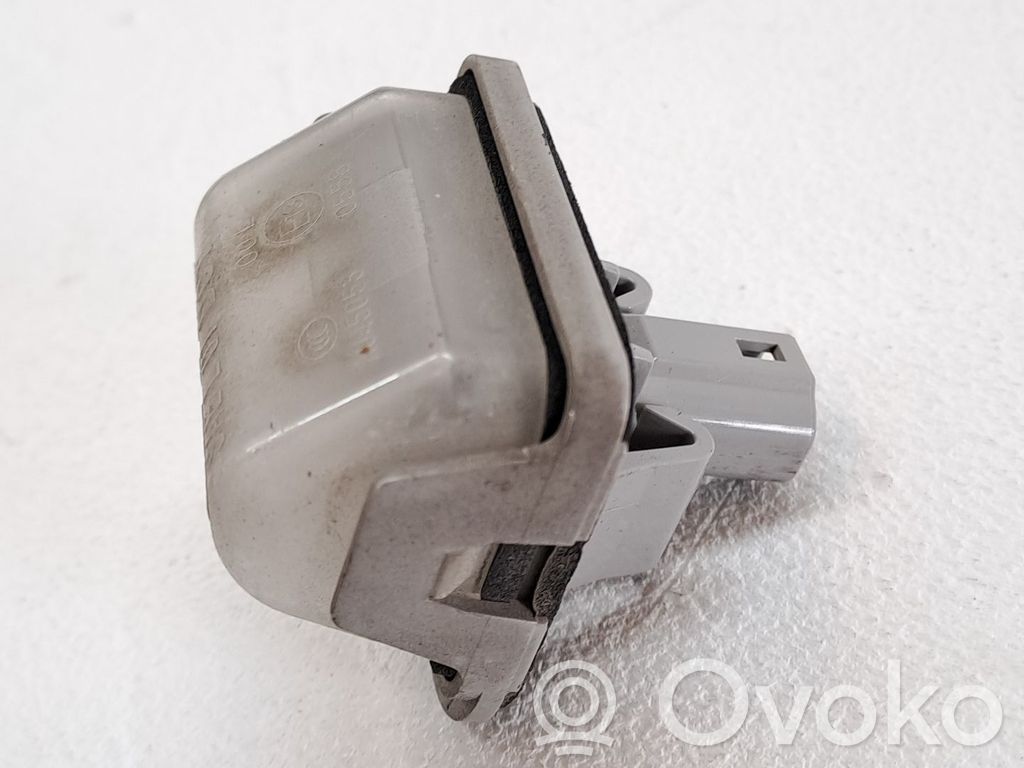 Kennzeichenbeleuchtung   GJ6A51270C