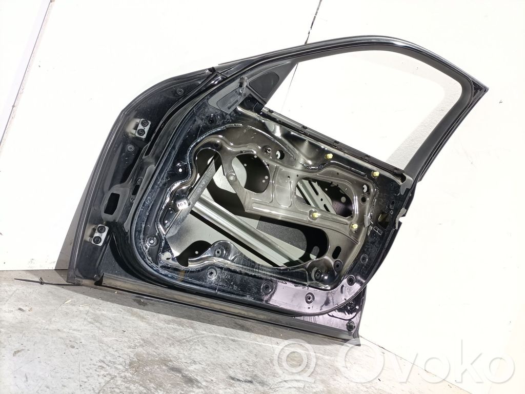 Front door   41517339358