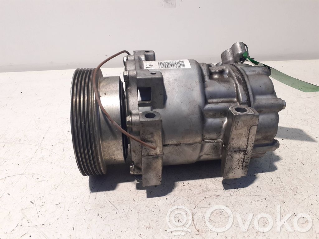 Ilmastointilaitteen kompressorin pumppu (A/C)   8200866441,8200866441,8200866441