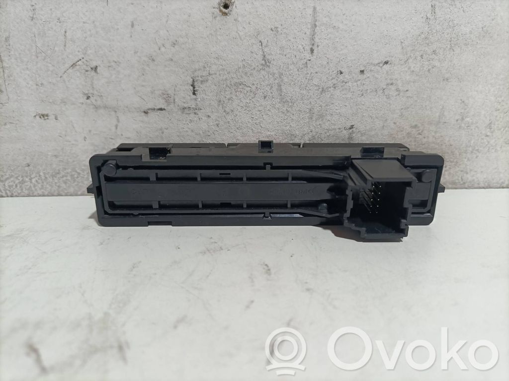 Hazard light switch   13324594,13324594