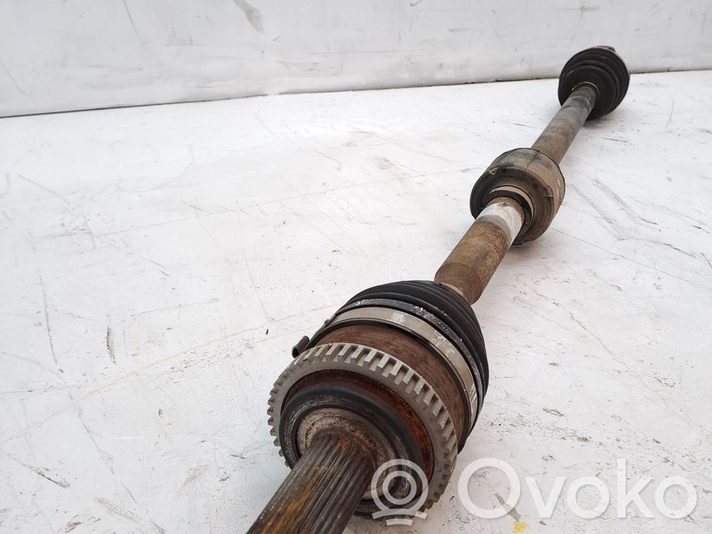 Etuvetoakseli   495013X000