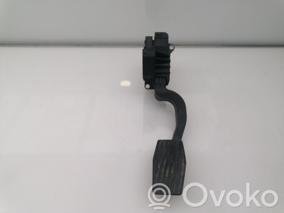 Gaspedal   55702020