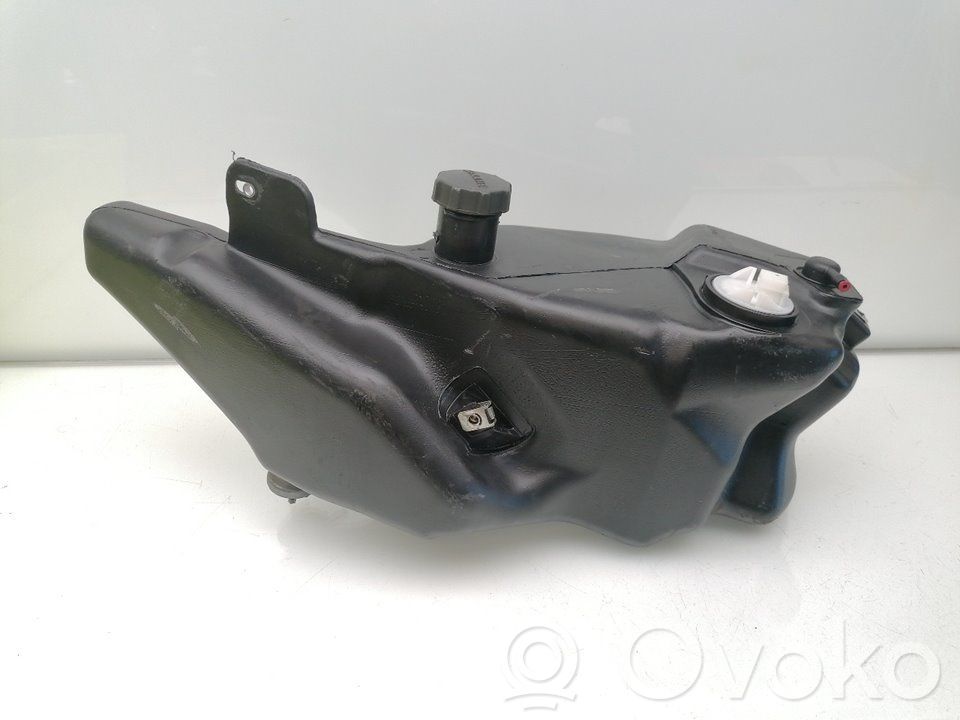 Kraftstofftank   6PD030,0356X10