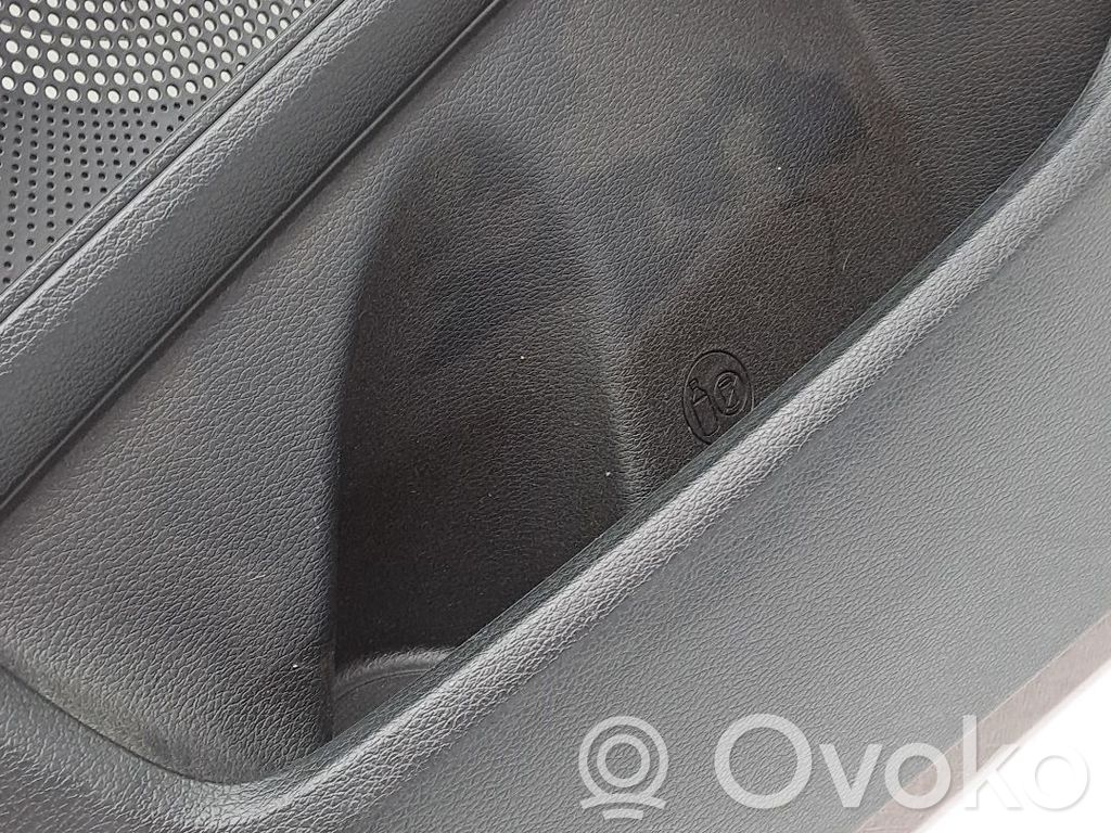 Etuoven verhoilu   82302J7042DQB