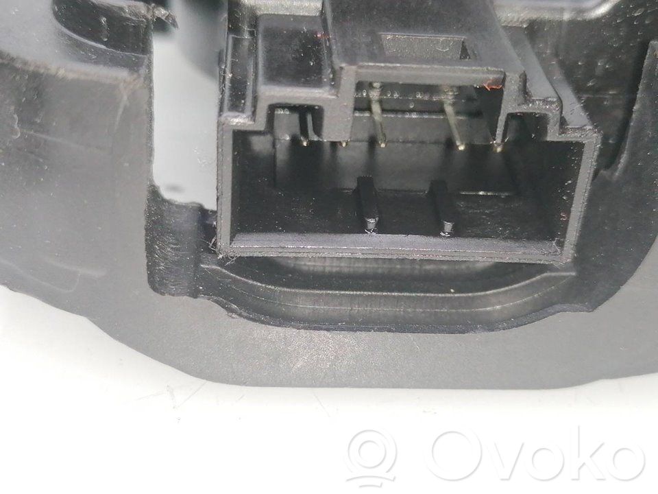 Heizungslüfter   6Q0820892B