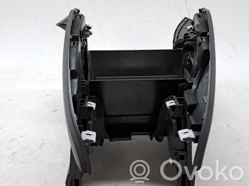 Smart ForTwo II Consolă centrală 