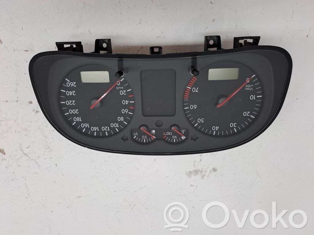 Volkswagen Golf IV Licznik / Prędkościomierz