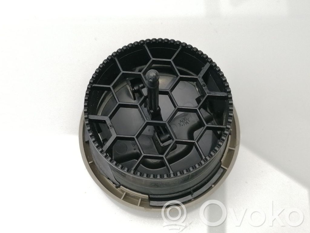 Altra parte della carrozzeria   68760JD10A