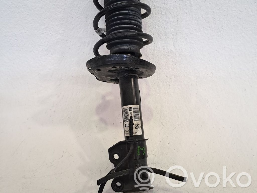 Stoßdämpfer vorne   13434140