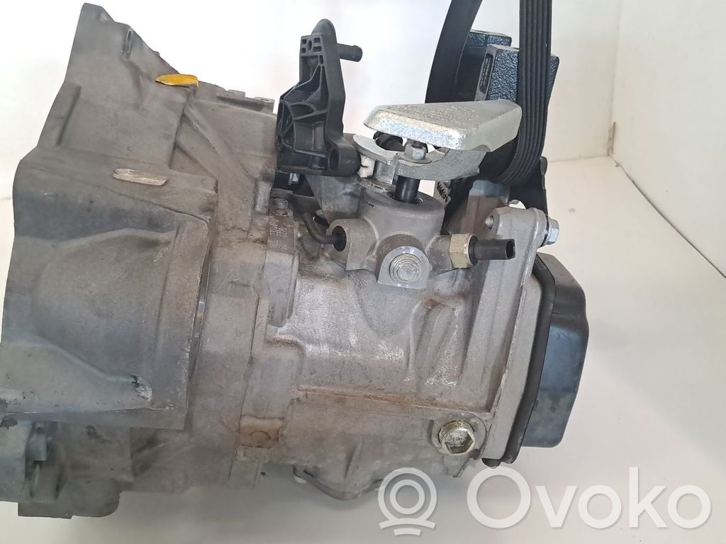 Skoda Rapid (NH) Manualna 5-biegowa skrzynia biegów