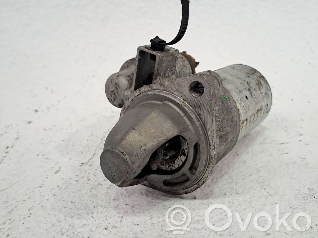 Motor de arranque   361002U800