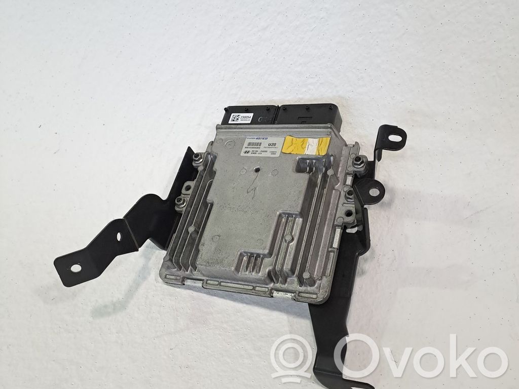 Hyundai Tucson TL Unitate control motor/modul ECU 