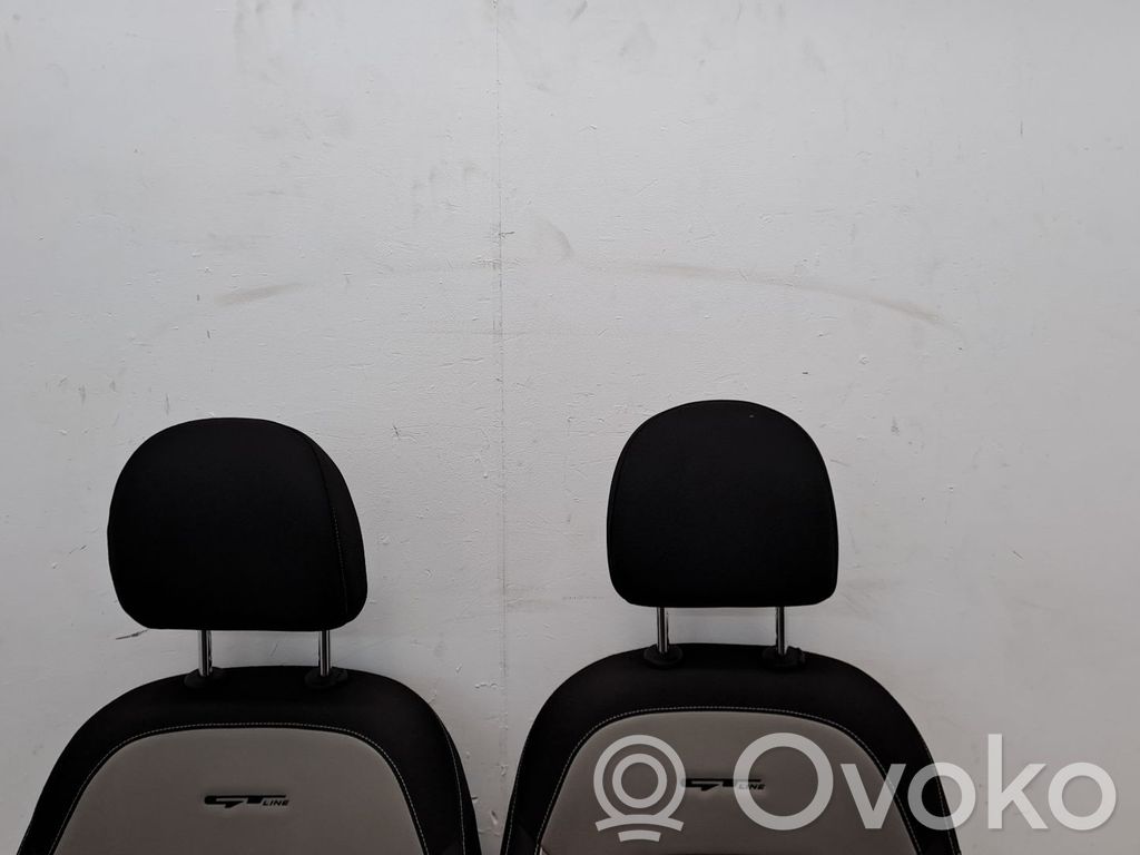 KIA Ceed Turvatyynysarja paneelilla 