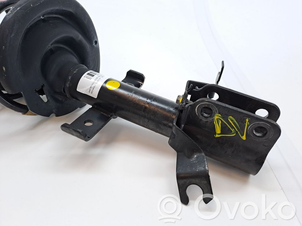 Renault Clio IV Etuiskunvaimennin 