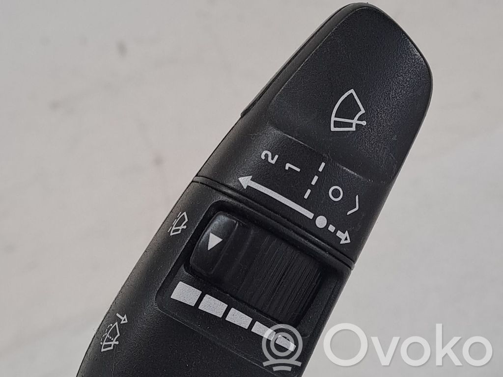 Hyundai Ioniq Pulsanti/interruttori sul volante 