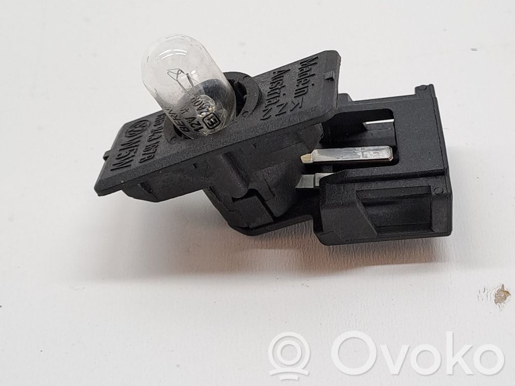 Volkswagen Golf III Lampa oświetlenia tylnej tablicy rejestracyjnej 