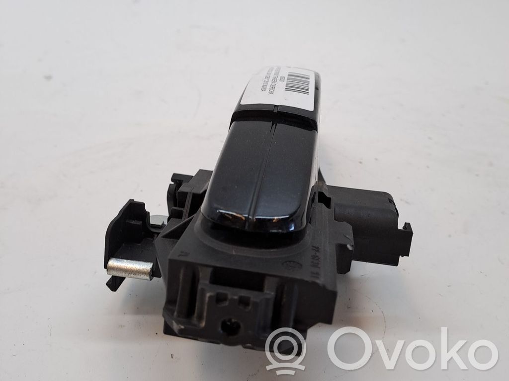 Ford Focus Manecilla externa puerta trasera 