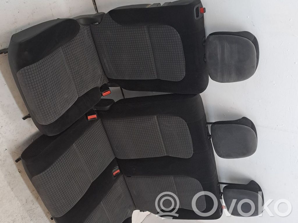 Citroen Berlingo Takaistuin 