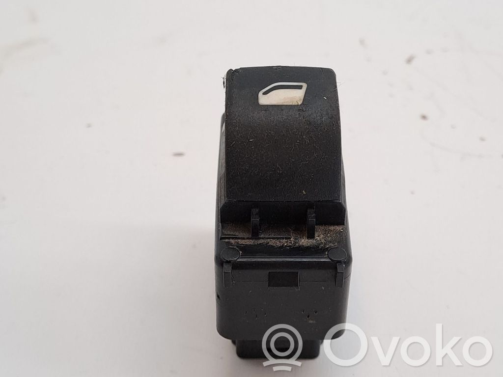Interruptor del elevalunas eléctrico   6490E2