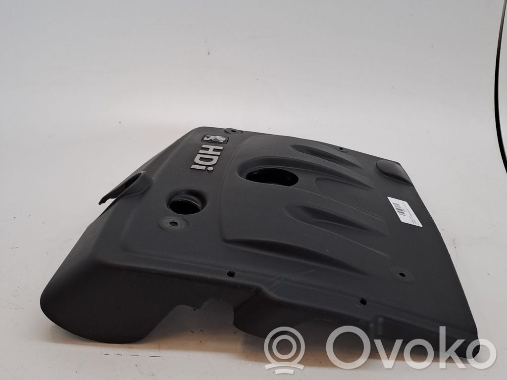 Motorabdeckung   013737