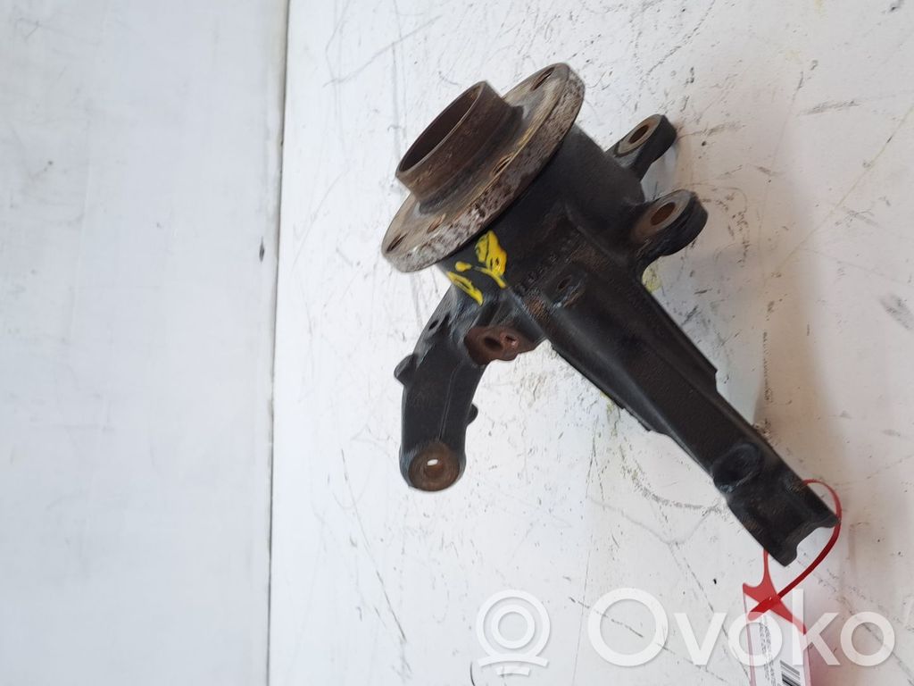 Mangueta de dirección de rueda delantera   400152591R