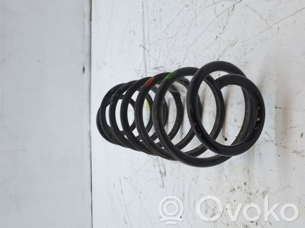 Etukierrejousi   DF7128011A