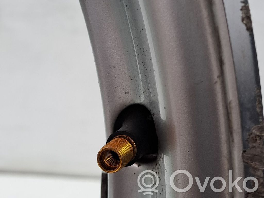 Audi A3 S3 8V R24-kevytmetallivanne 
