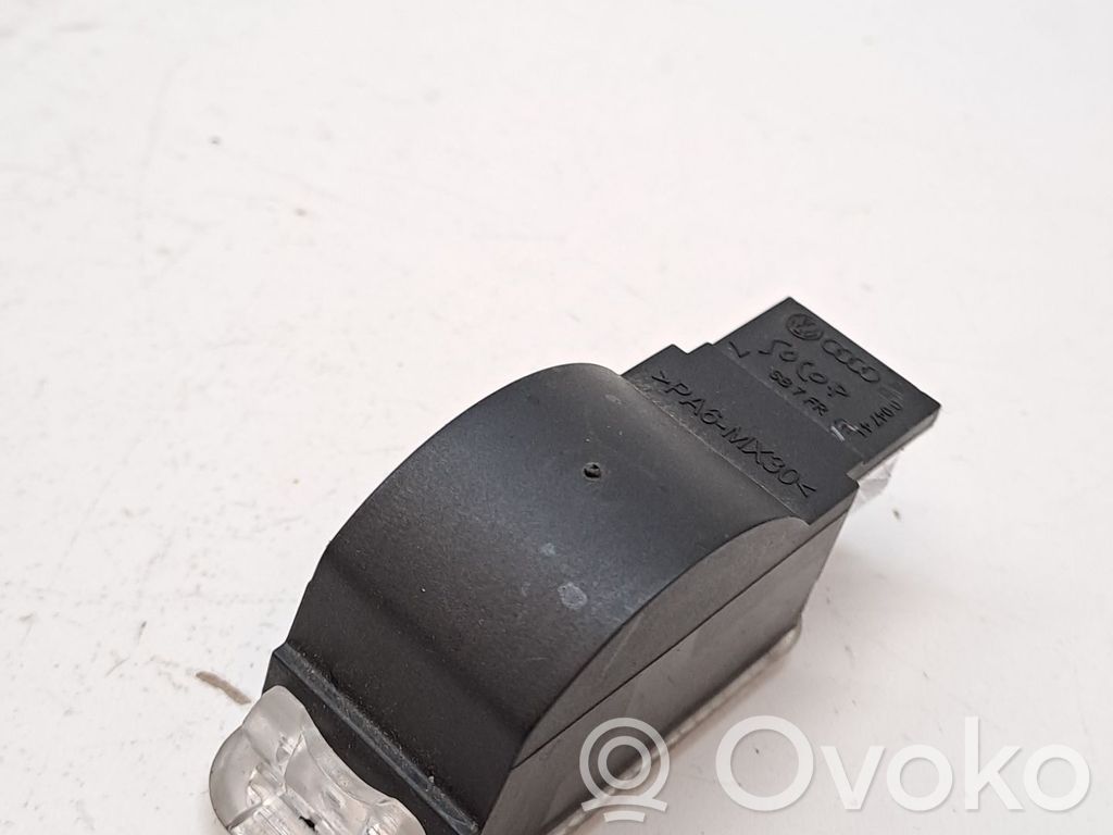 Seat Leon (1P) Ramă consolă lumini plafon
