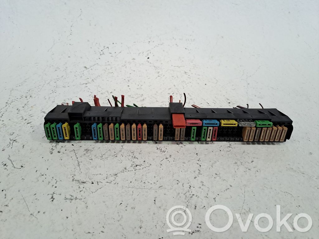 BMW 5 E39 Sulakemoduuli 