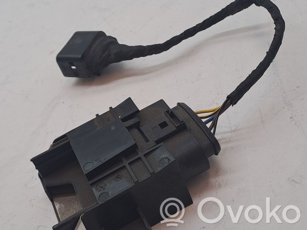 Modulo di controllo del corpo centrale   5Q0906093,6N0973755