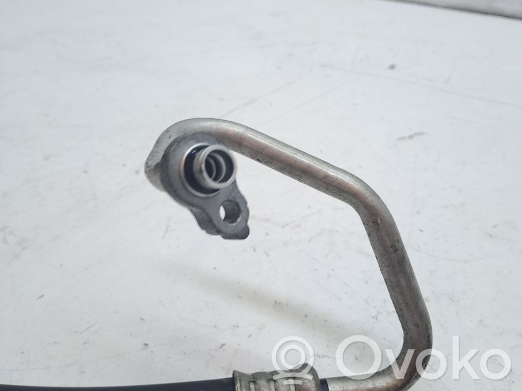 Mazda 2 Raccord / manchon flexible 