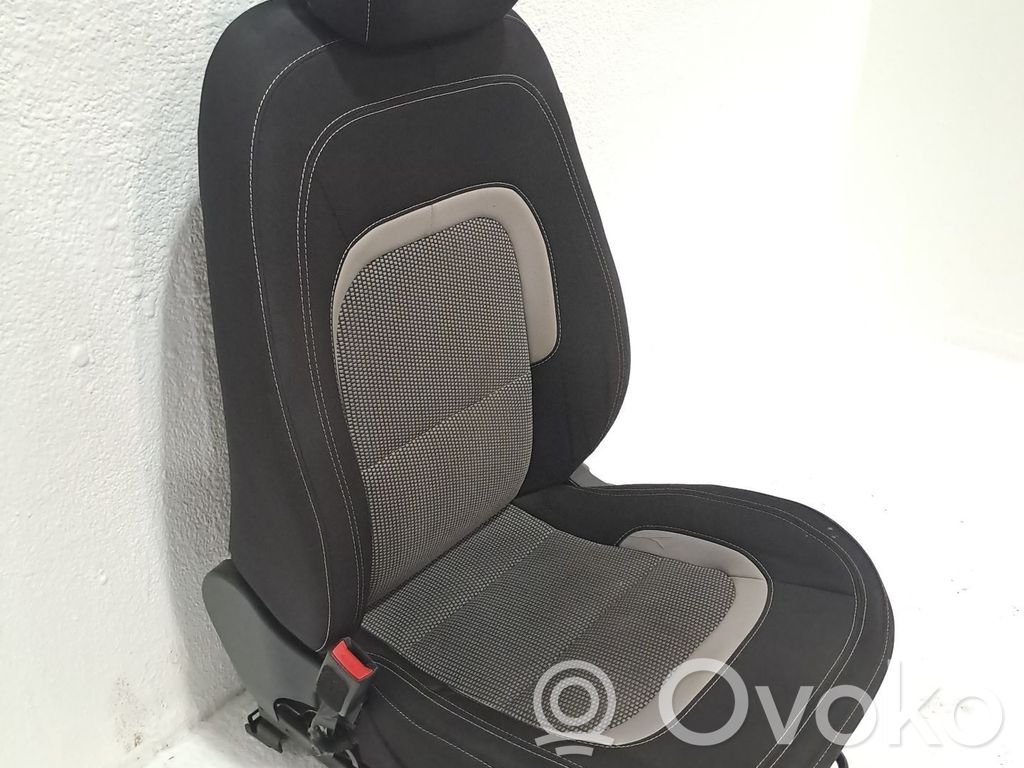 Asiento delantero del conductor   88103A2010AUX