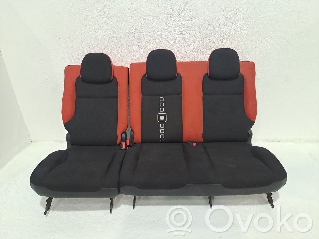 Asiento trasero   8846W9,8846X0