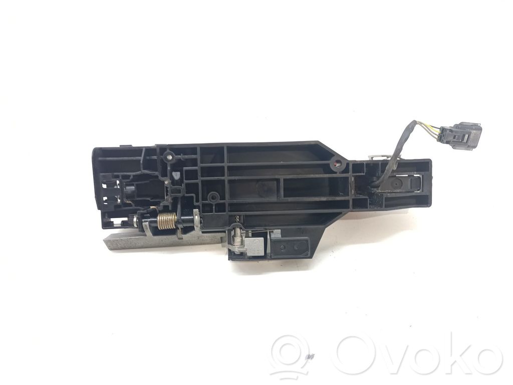 Manecilla externa puerta delantera   806068605R,806B04EH0A
