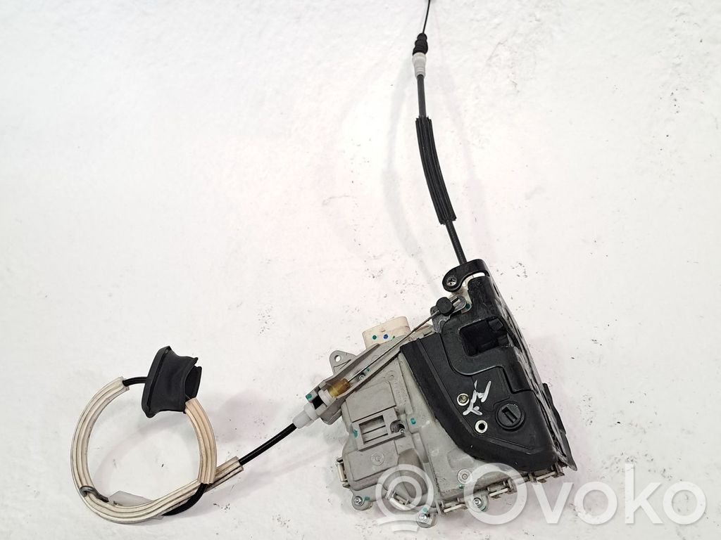 Cerradura de puerta trasera   8K0839015C