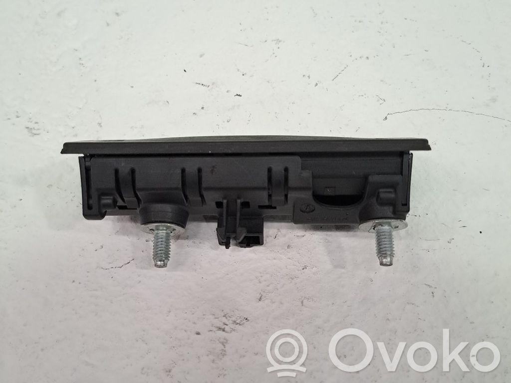 Manecilla de la puerta trasera maletero   5N0827566T