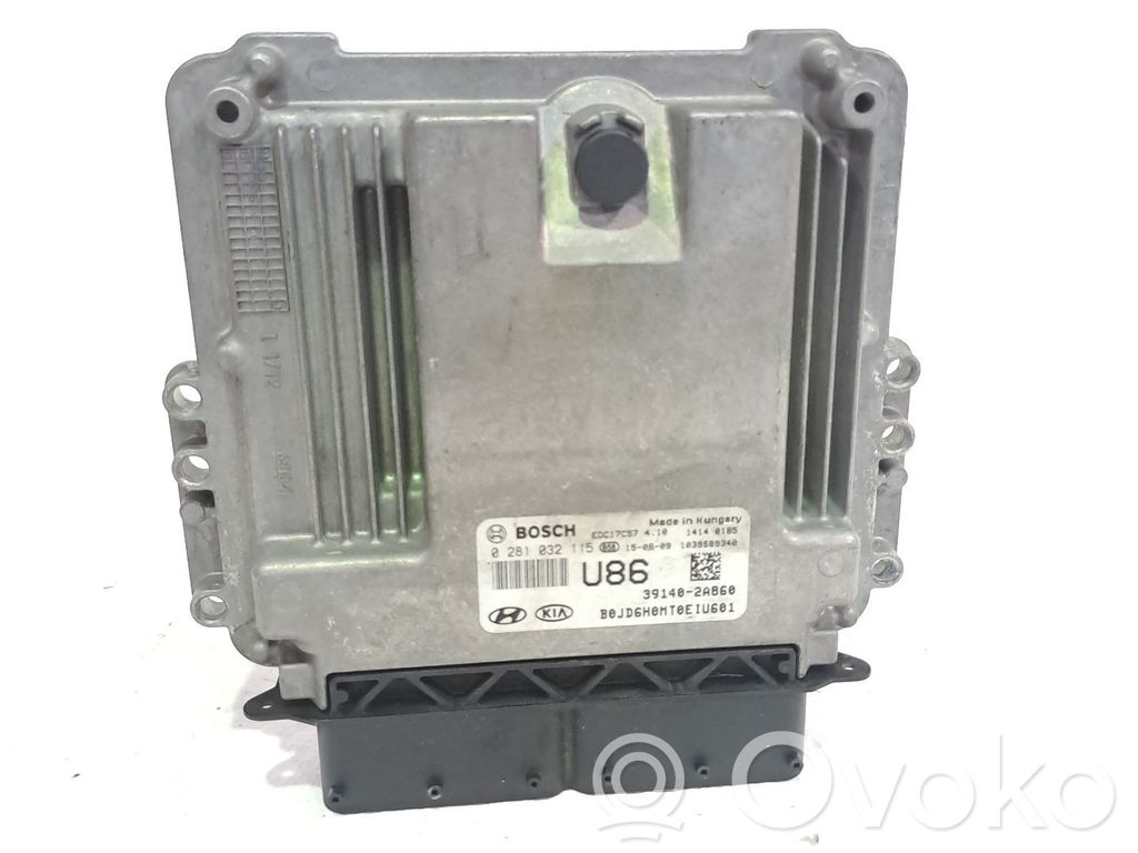 Motorsteuergerät ECU   391402A860