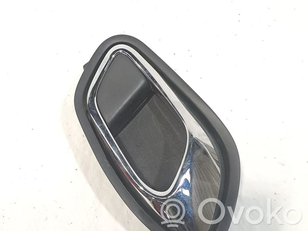 Manecilla interna puerta trasera   83610A2010CR