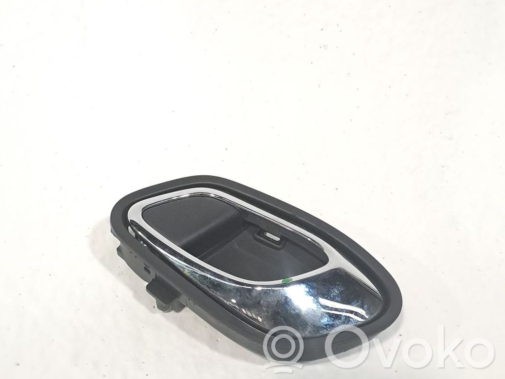 KIA Ceed Takaoven sisäkahva 